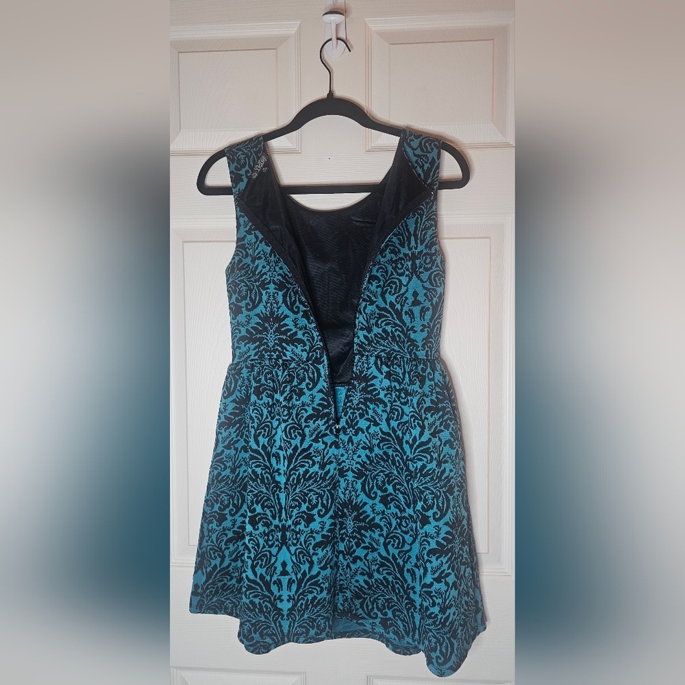 BeBop Teal & Black Damask Fit & Flare Dress Sleeveless Party Dress Size Medium - Picture 3 of 5